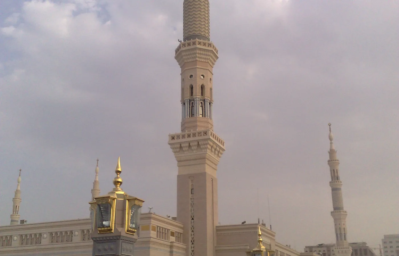 Masjid an-Nabawi in Madinah